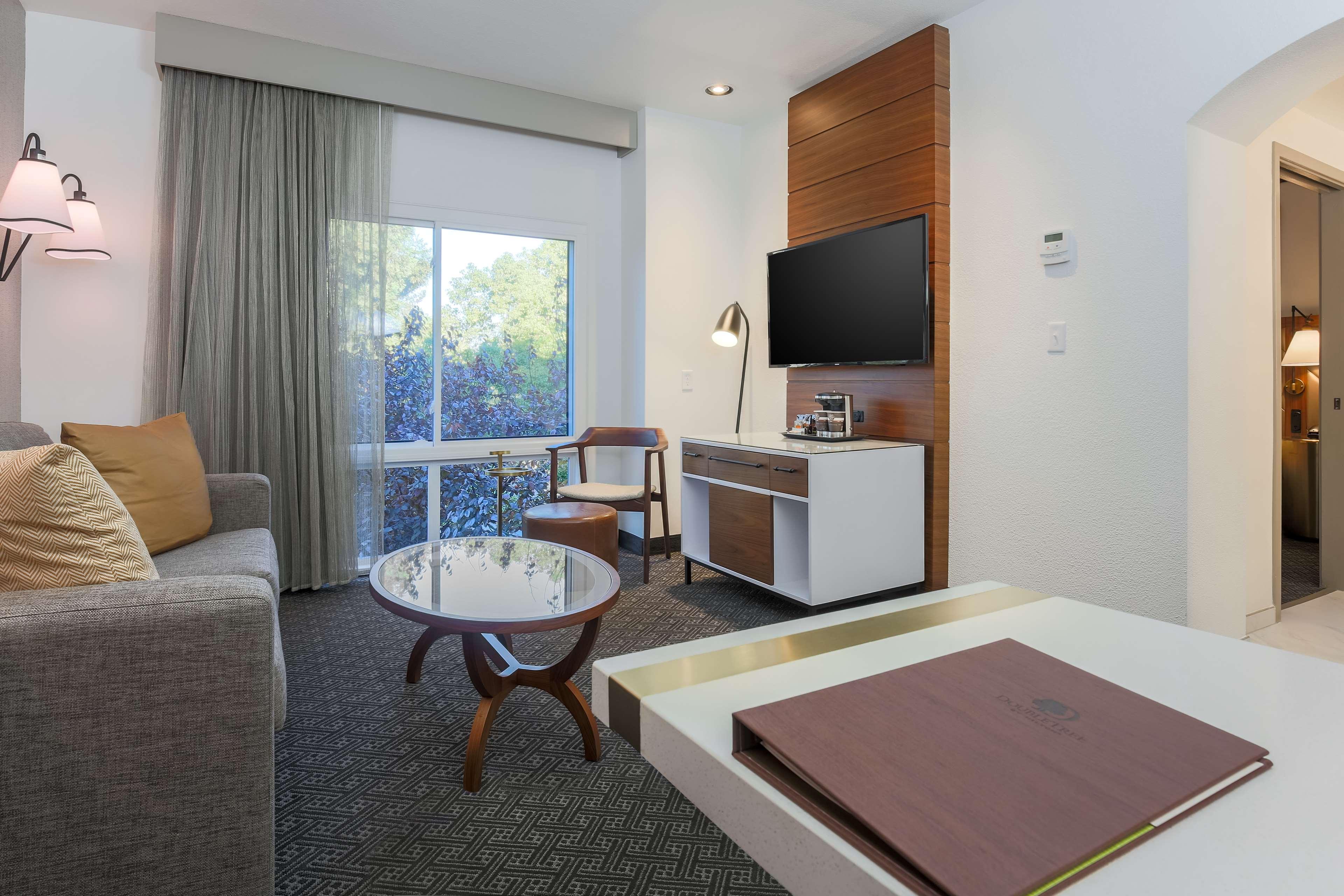 Doubletree Suites By Hilton Hotel Sacramento - Rancho Cordova Exterior foto
